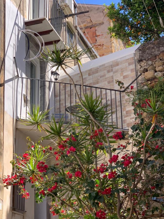 Conte'S House Apartment Cefalu Bagian luar foto